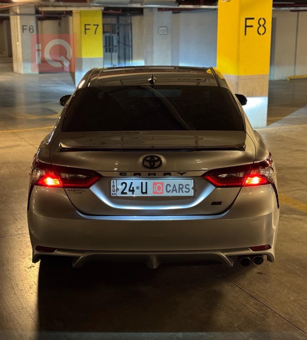 تۆیۆتا کامری